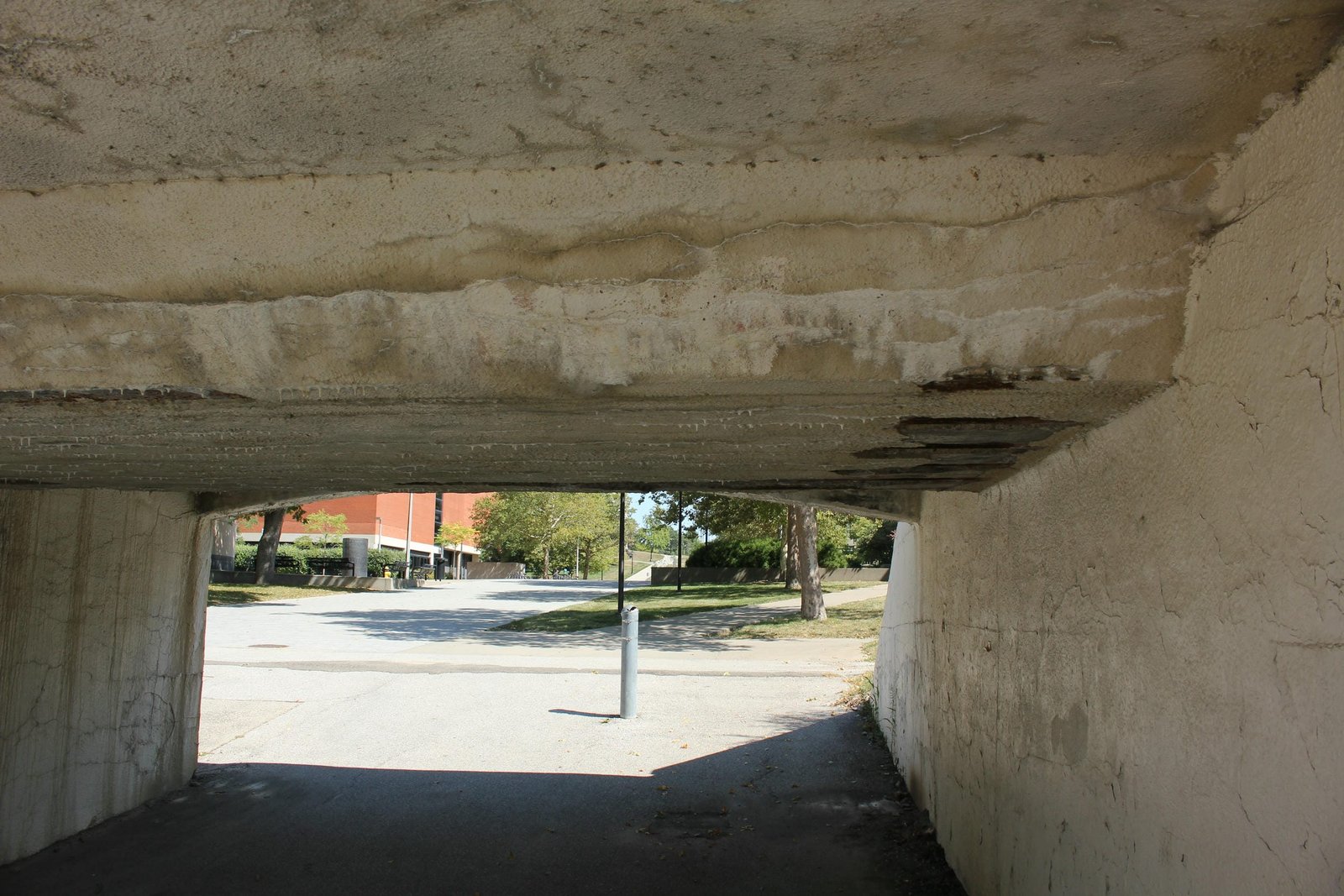 Details of south span